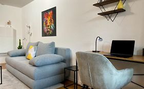 LaMiaCasa Business-Family-near Bosch-Airport